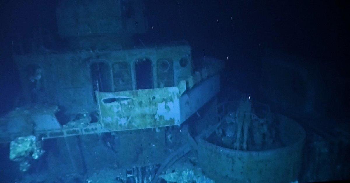 Нашли затонувший 70 лет назад самолет. Затонувший корабль «Джонстон». Эсминец Джонстон на дне. USS Johnston корабль. Корабль Samuel b. Roberts затонувший.