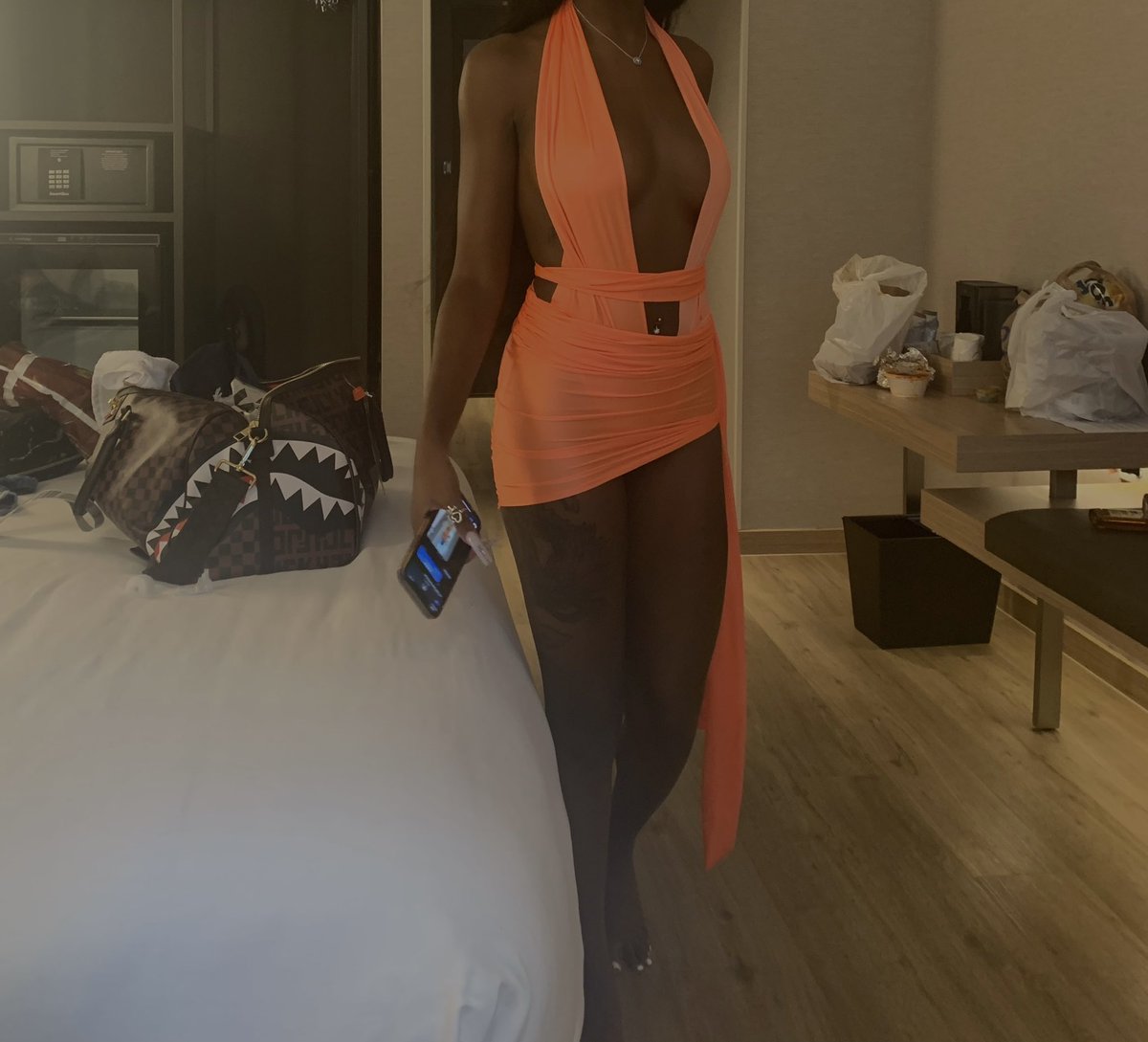 tayzizzle tweet media