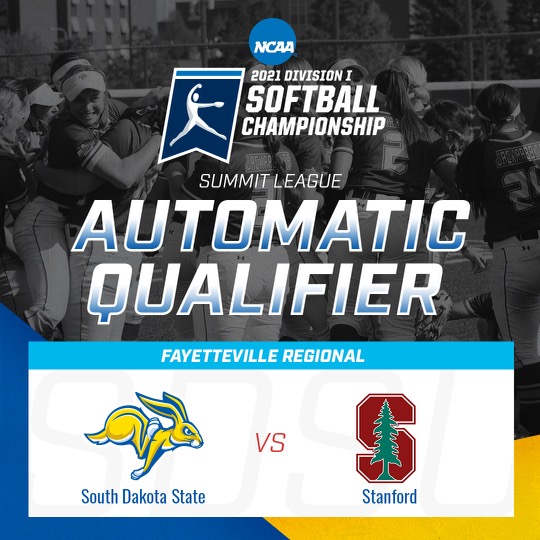 GoJacksSoftball's tweet photo. 𝙍𝙀𝘼𝘿𝙔 𝙁𝙊𝙍 𝙈𝙊𝙍𝙀

FAYETTEVILLE, HERE WE COME! Jacks will take on Stanford Friday at 2:30 CT on ESPN3!

#GRIT #GoJacks #BringTheBlue https://t.co/F5T42fIaFm