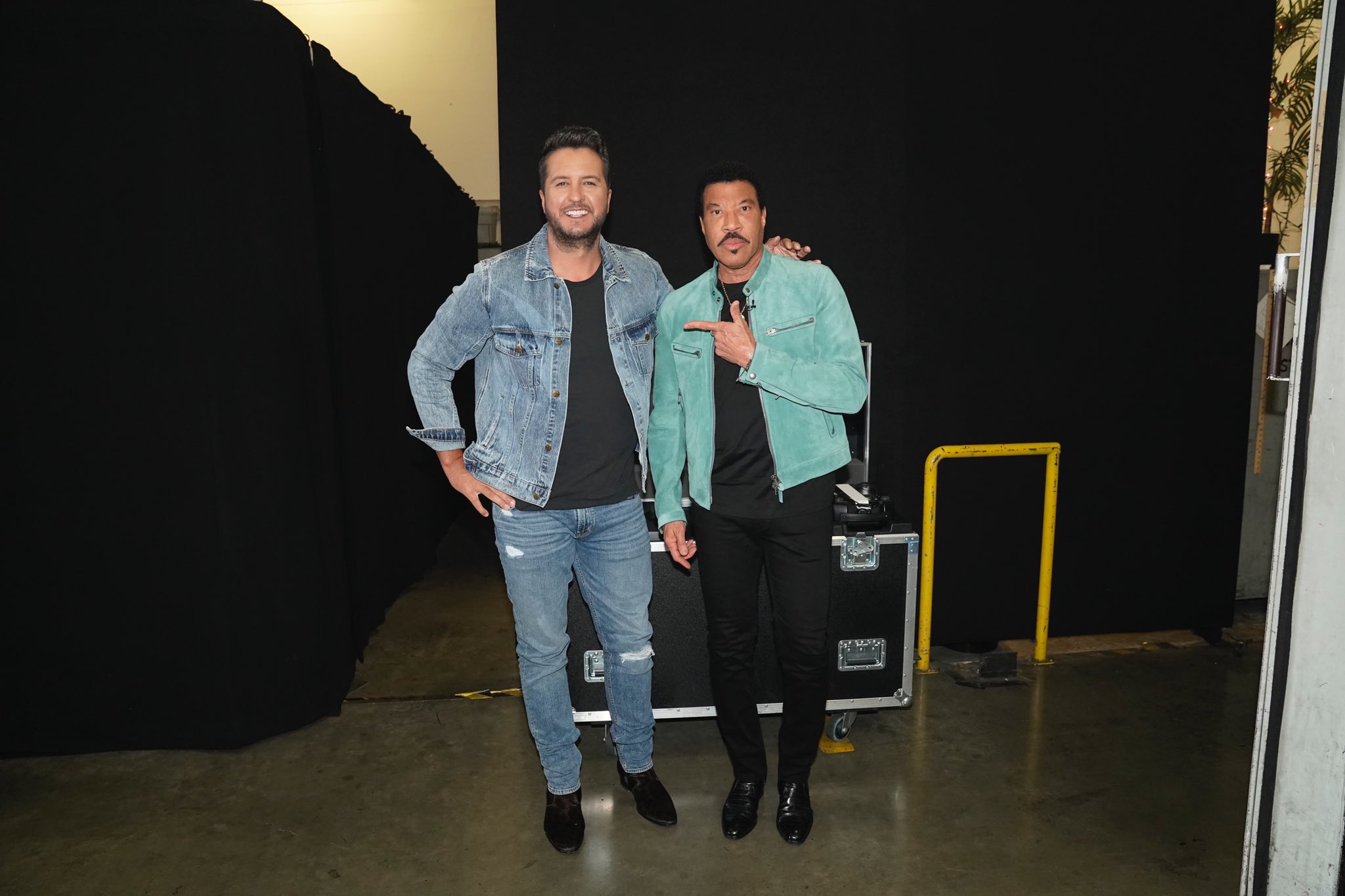 LeClaire Bryan (Leclaire__bryan) / Twitter