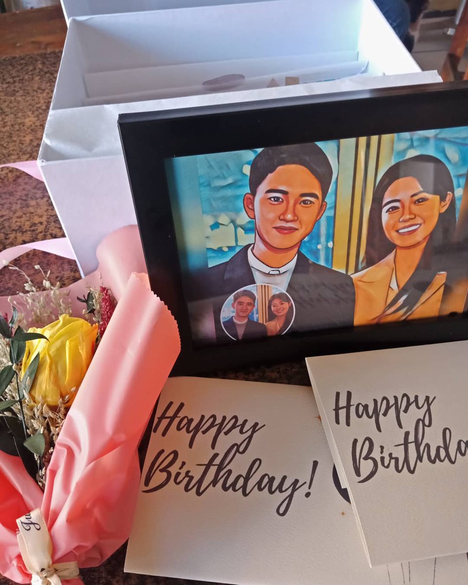 Picture of my favorite couple given by special people on my special day ❤
#birthdaygift
#specialbirthday
#grateful
#favoritecouple