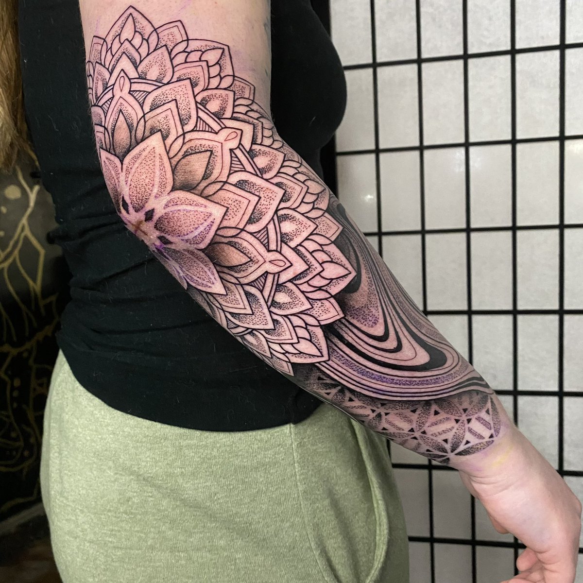 hunner95's tweet photo. Or a half sleeve https://t.co/CfE4VDtYIe