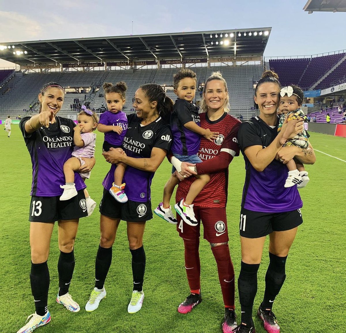 Moms can ball too 💜😍

(via <a href="/alikrieger/">Ali Krieger</a>)