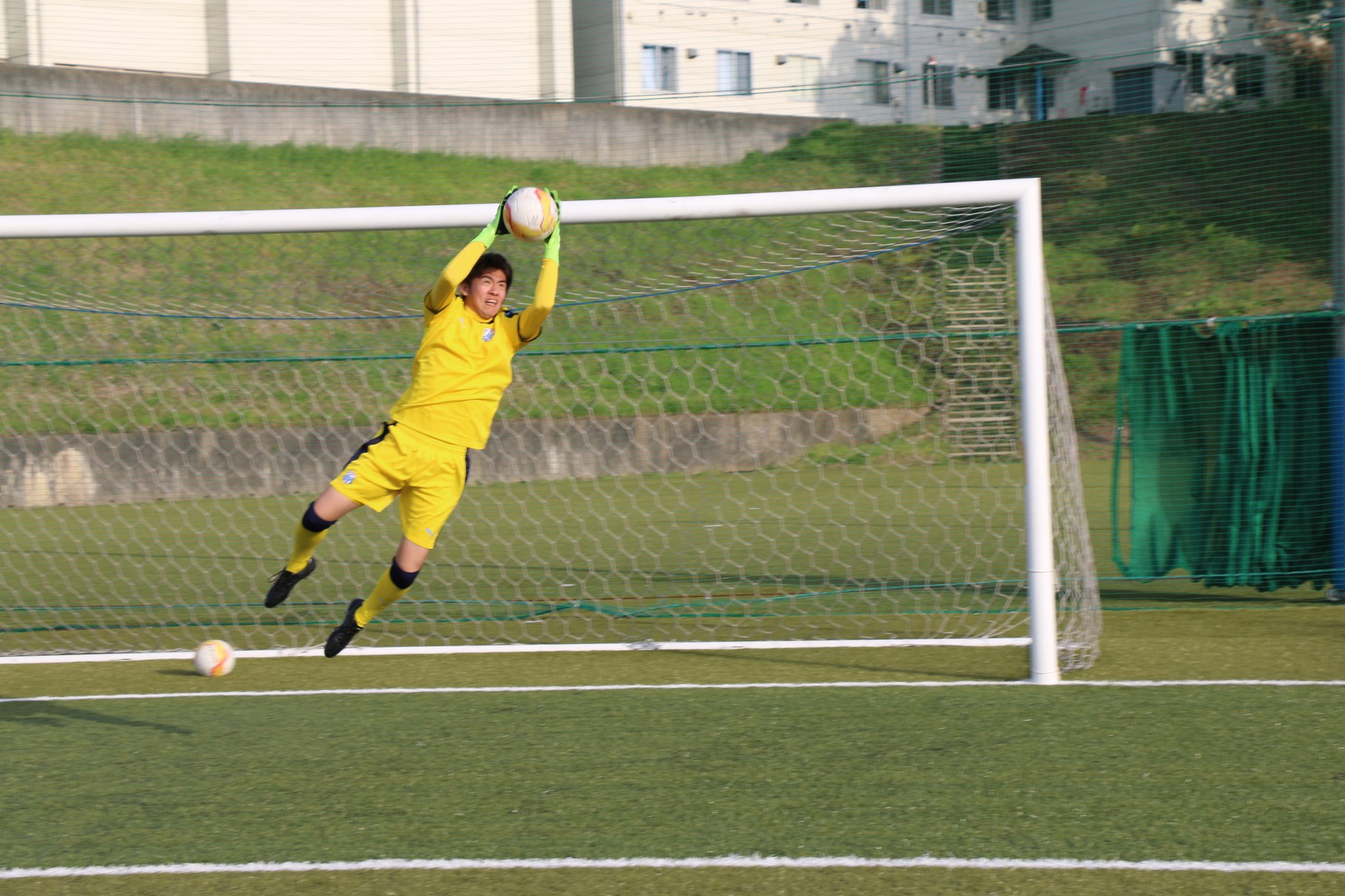 新潟経営大学サッカー部 21年選手紹介 利根川開人1年176cm64kggk 出身チーム 新潟工業高校 好きなサッカー選手 ブッフォン 尊敬する人 高校のgkコーチ 座右の銘 やってしまった後悔は段々小さくなる やらなかった後悔は段々大きくなる