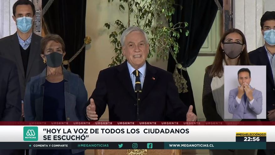 meganoticiascl's tweet photo. 🔴🗳 #MegaElección2021| Presidente Piñera: "Hoy ganaron los pueblos originarios (...) y las mujeres que por primera vez tendrán una representación paritaria". 

📡 Señal en vivo » https://t.co/6Gu7yzGMH7

📡 Señal YouTube » https://t.co/D3cFcXrxg1 https://t.co/7qiehlCtFa