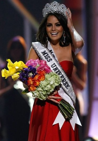 miss mexico red dress 22-year-old Miss Mexico crowned Miss Universe
