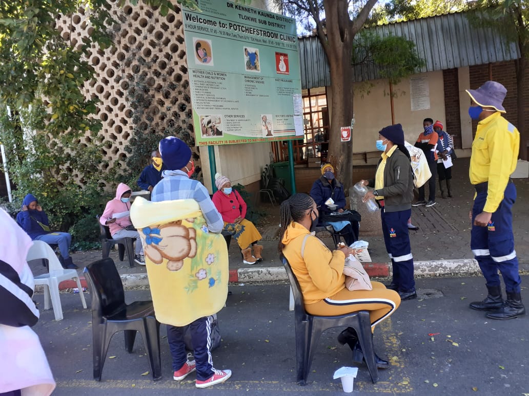 wo_fire's tweet photo. #WOF_NW's Fire Awareness Team which includes Community Fire Awareness,Fire Awareness Training and Social Development Practitioner. The team recently conducted a Burns Awareness Workshop at the Potchefstroom Clinic.
#Aganangfm
#PotchefstroomClinic
#potchefstroomfpa
@environmentza https://t.co/GgRbeJPSeX