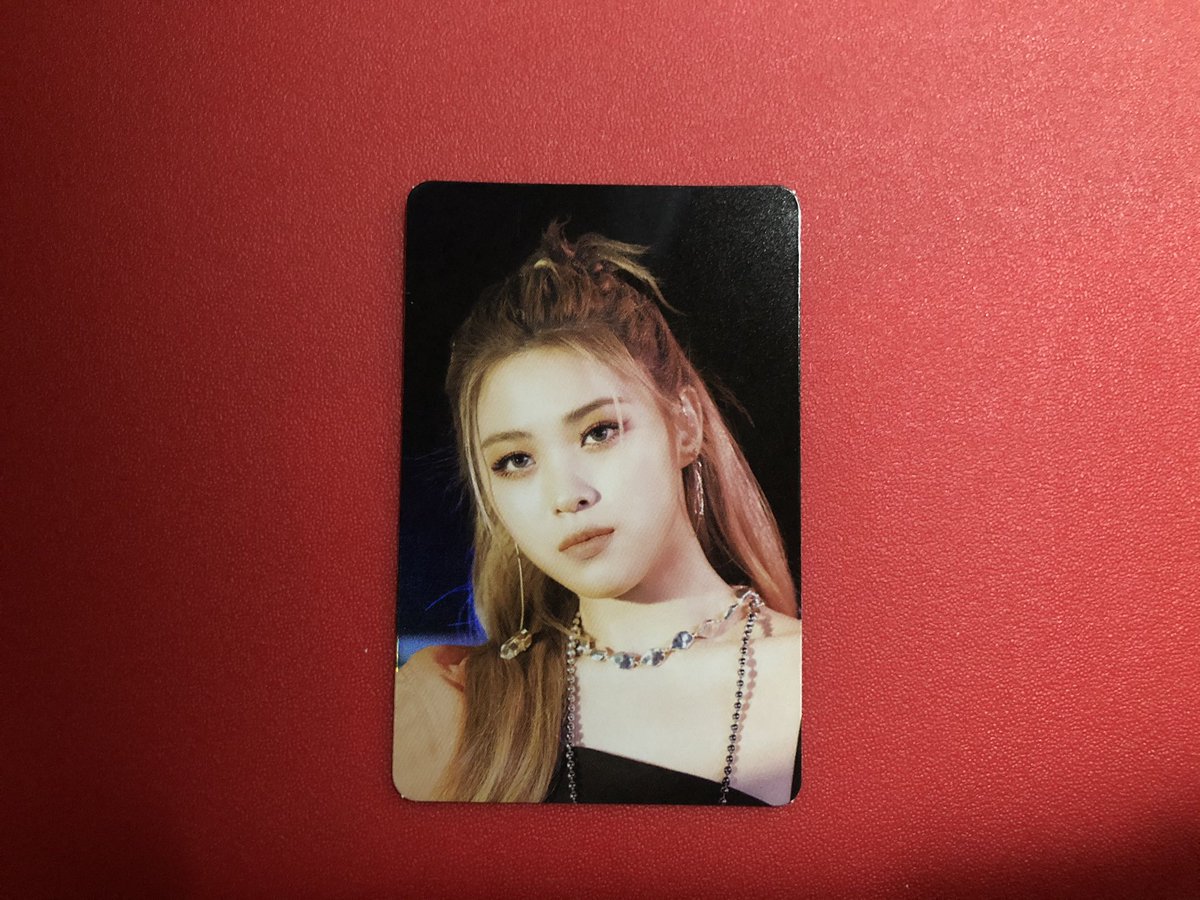 wts lfb | ph only
help rt!💜

itzy photocard [guess who]
ryujin aladdin pc

— mint condition
— onhand
— mop: gcash
— mod: ggx
— dm me for more info!

Will be focusing to my bias

🏷 wts lfb itzy yeji ryujin lia chaeryeong yuna guess who album aladdin pc ph