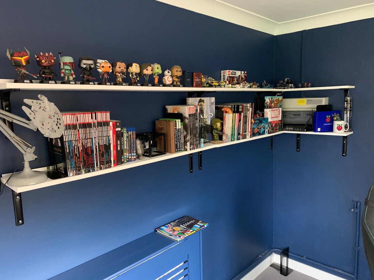 RaspPiBeginners's tweet image. Move into my home office ages ago. Finally got my 3 favorite Pi related items. 

In the box is one of 1000 limited edition Blue Pie

A mug i was given for helping out at the Pi foundations

One of the first ever 500 Rapsberry Pis.

Who else has one of the first 500 ever