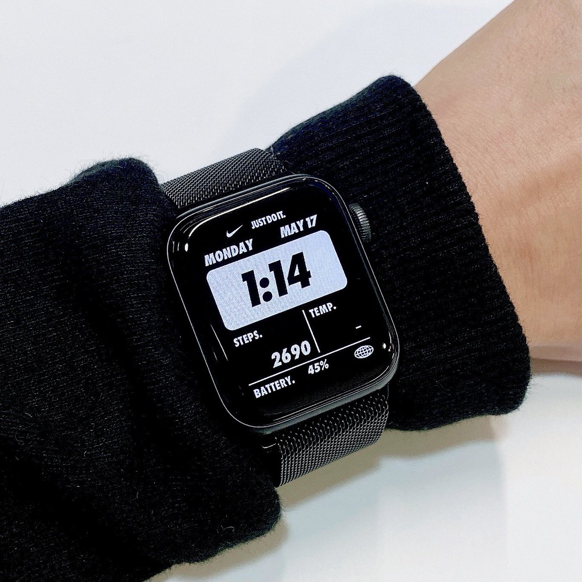 ifljh's tweet image. 워치 페이스 너무 예ㅃㅓ..
@justffffff 공유 감사합니다🤍