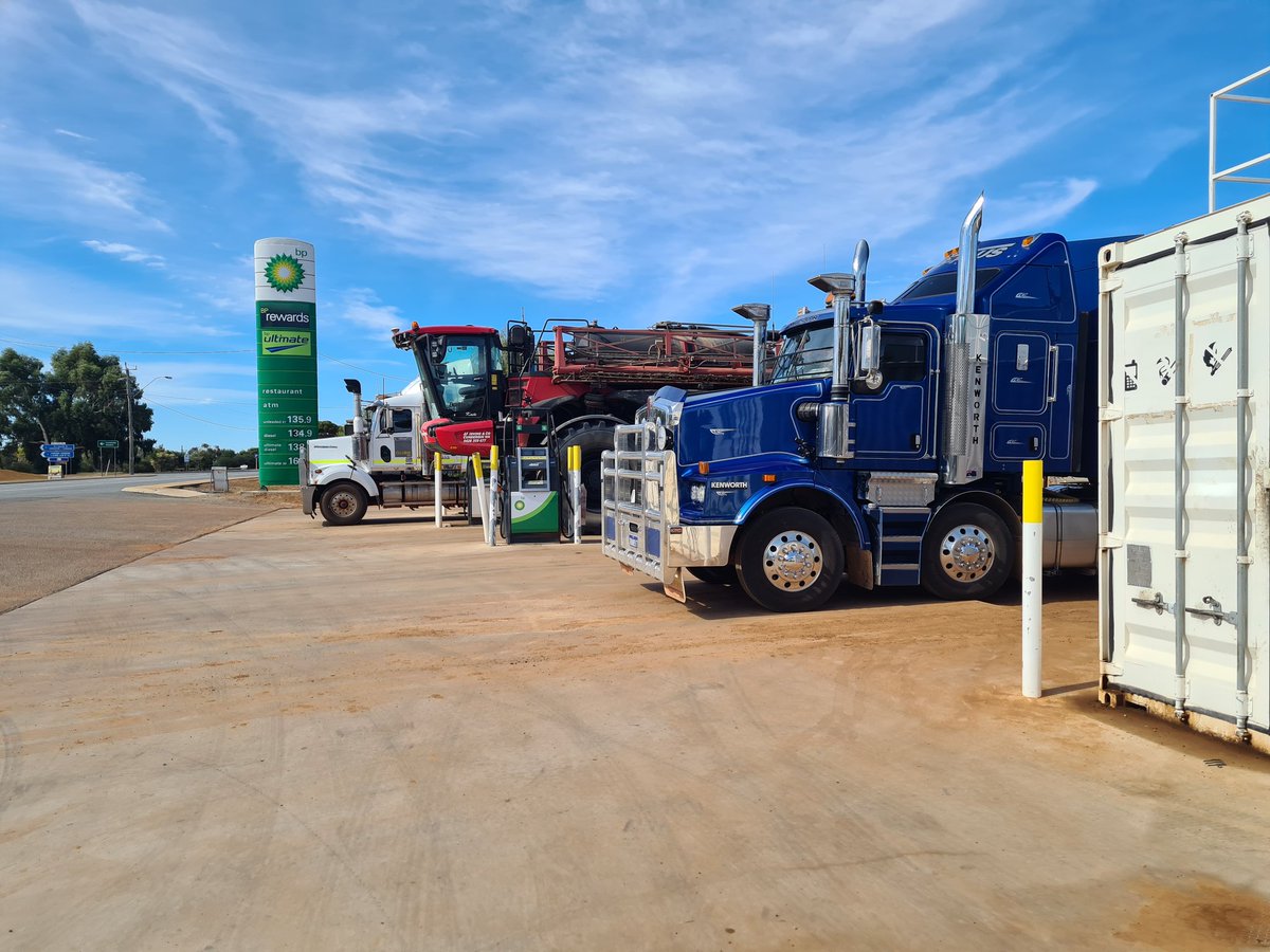 Andrew Irving tweet media