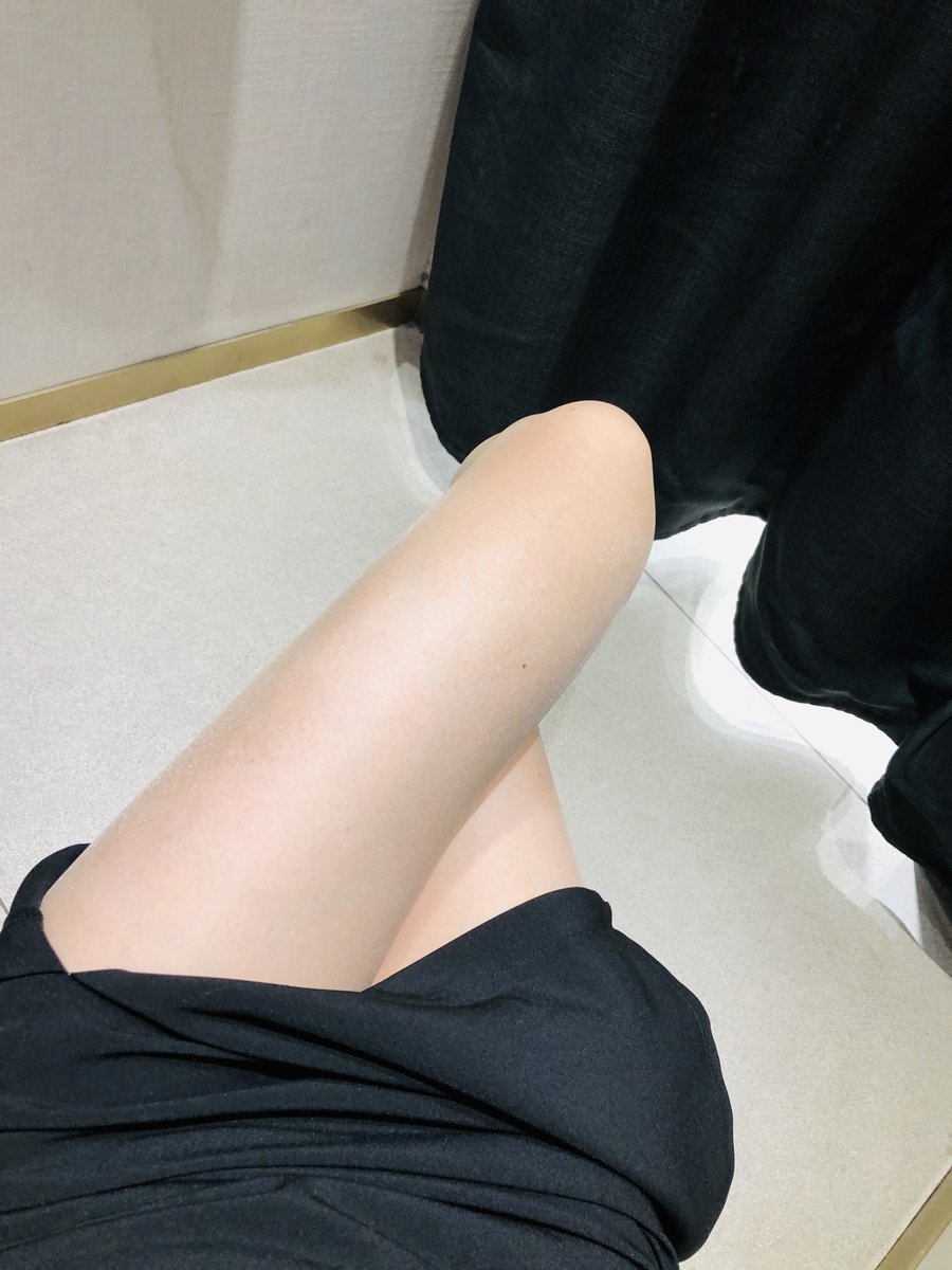 🧦：@limerencem 纵情无缝款终于来了！我最爱无缝款丝袜了，不会掉裆，而且贴身舒适！美白肤真的好好看，修饰皮肤瑕疵！爱了！ #涞觅润丝#
投稿  @Dayulejia91 @Fanjiahui2020  @Sexyallnight609 @Dream_QY https://t.co/45HvfAnzyH