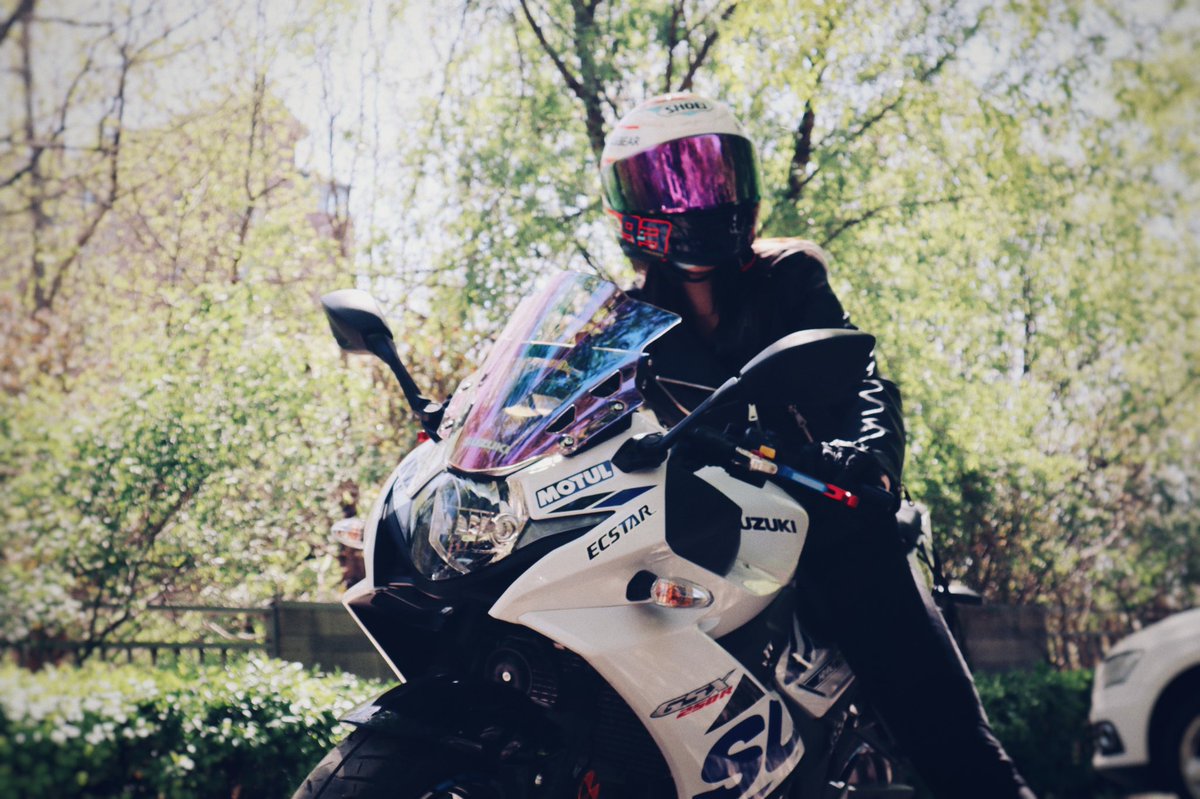 Dao42073156's tweet image. 我爱上了骑摩托🏍☺️