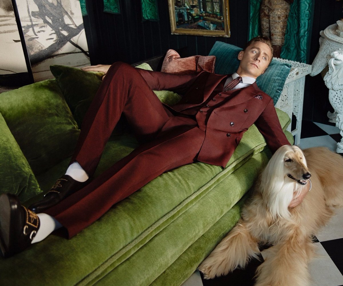 ssnows123456780's tweet photo. #HiddlesSuits
@HiddlestonSpam https://t.co/6O426HtwGK