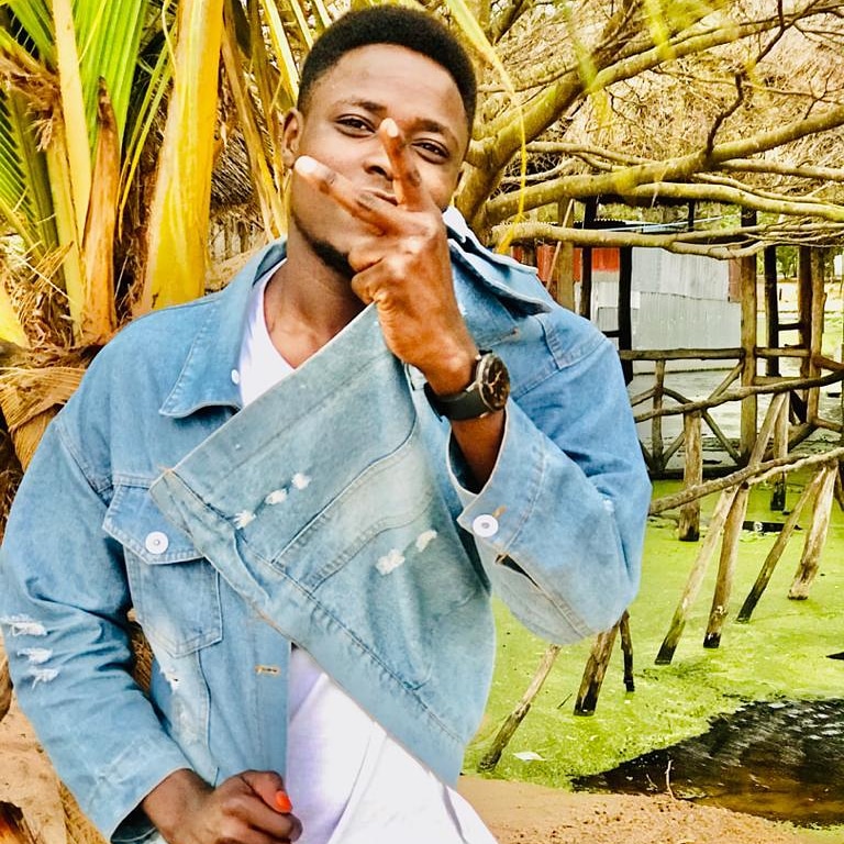 EdwardPilot6's tweet image. Bwachile chokechoke to unquer 77#