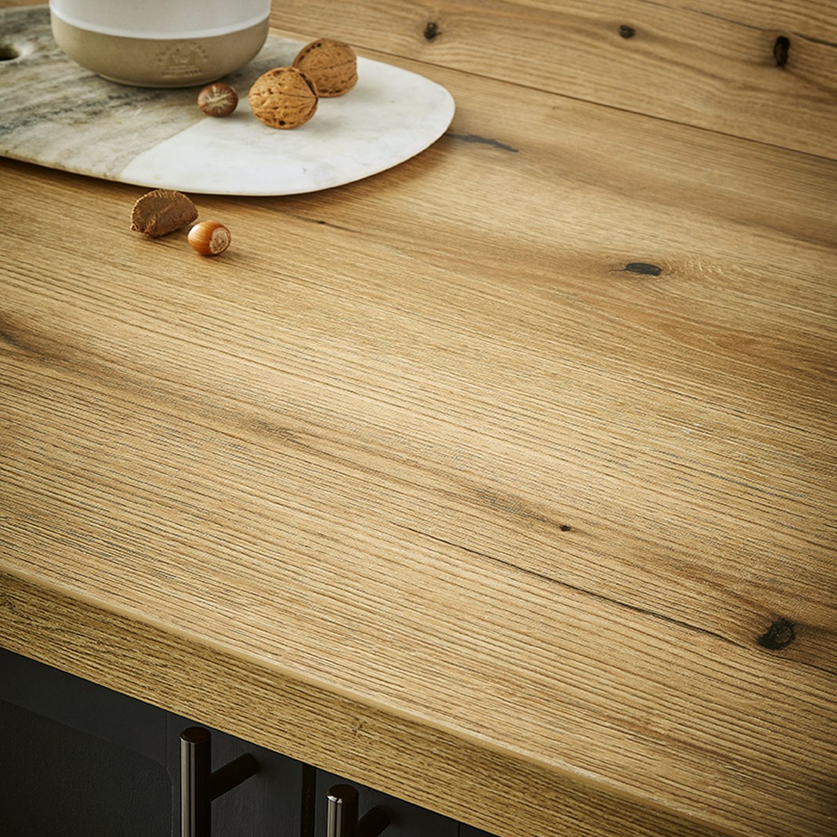 With #CoastEvokeOak you can discover new depths of color, rusticity and character that bring warmth and harmony to traditional or contemporary living areas. 

#Kronospan #Kronodesign #WoodBasedBoards #Worktops #WorktopDesign #Melamine #DecorativeBoards #Furniture #SurfaceDesign