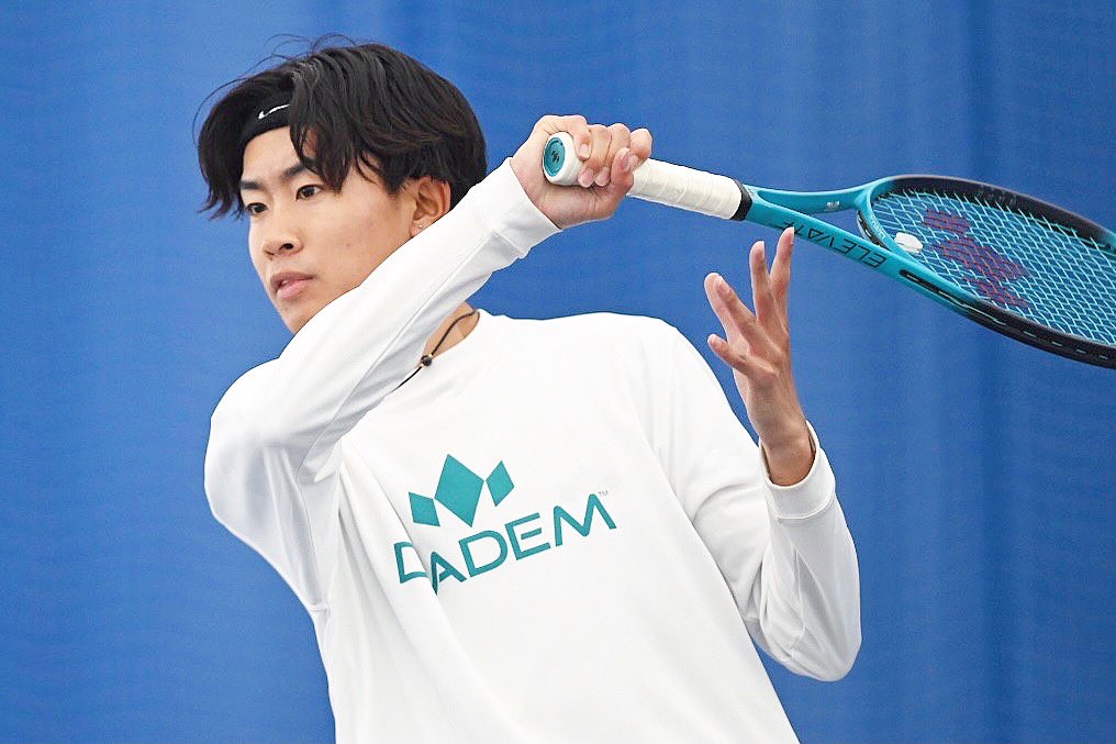 先日お邪魔させていただいたイベントでとても良い写真をたくさん撮っていただきました✨📸

DIADEMはやはり写真映えもしちゃいますね💎

スポルの雰囲気ともマッチしていて青が良い感じに映ってて大満足です！笑