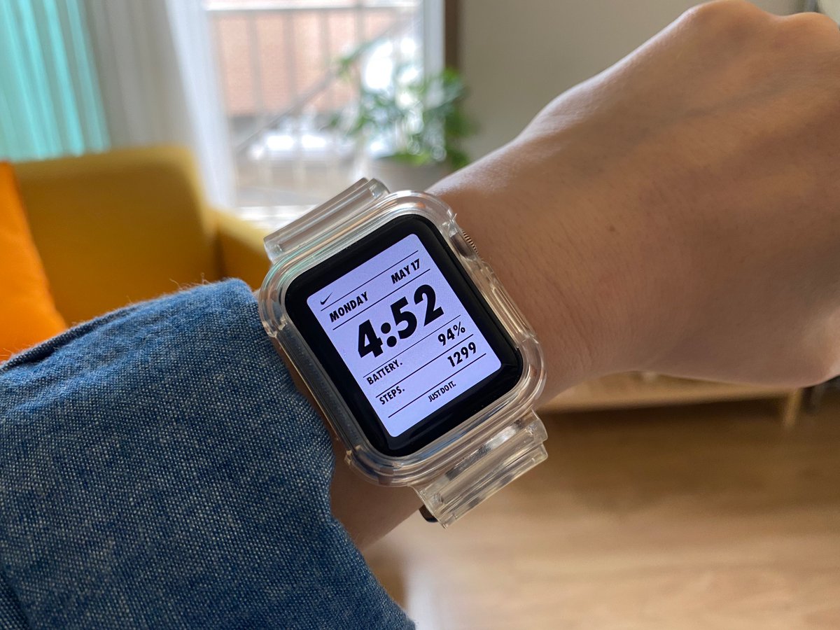 Yooninas's tweet image. 애플워치3 쓰시는 분들 참고해주세요. 3은 테두리가 두꺼워서 워치페이스가 조금만 복잡해져도 화면이 작고 어색해지는데 이 페이스 너무 깔끔!