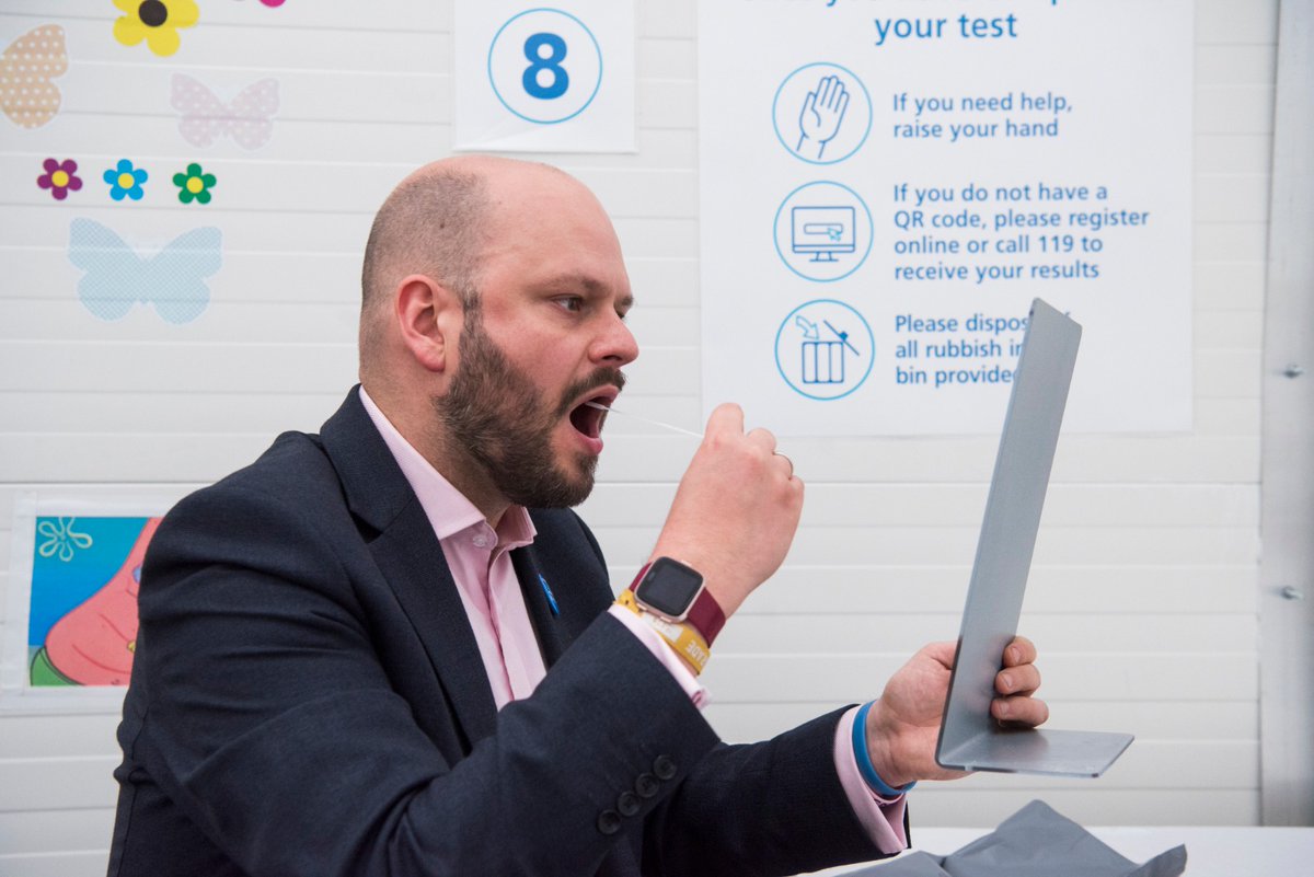 Mayor of Hackney (@mayorofhackney) on Twitter photo Back to my rapid testing thread (after my Dalston/Shoreditch resident additional PCR test with <a href="/Meg_HillierMP/">Meg Hillier</a> on Friday).
Simple message, if you live or work in the areas of the map get a PCR test.
Everyone else 2 rapid tests a week if you're out & about hackney.gov.uk/coronavirus-su… Back to my rapid testing thread (after my Dalston/Shoreditch resident additional PCR test with <a href="/Meg_HillierMP/">Meg Hillier</a> on Friday).
Simple message, if you live or work in the areas of the map get a PCR test.
Everyone else 2 rapid tests a week if you're out & about hackney.gov.uk/coronavirus-su…