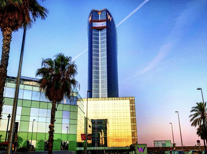 📍 W Barcelona
--
 📷 <a href="/dzamorar/">David Zamora</a>