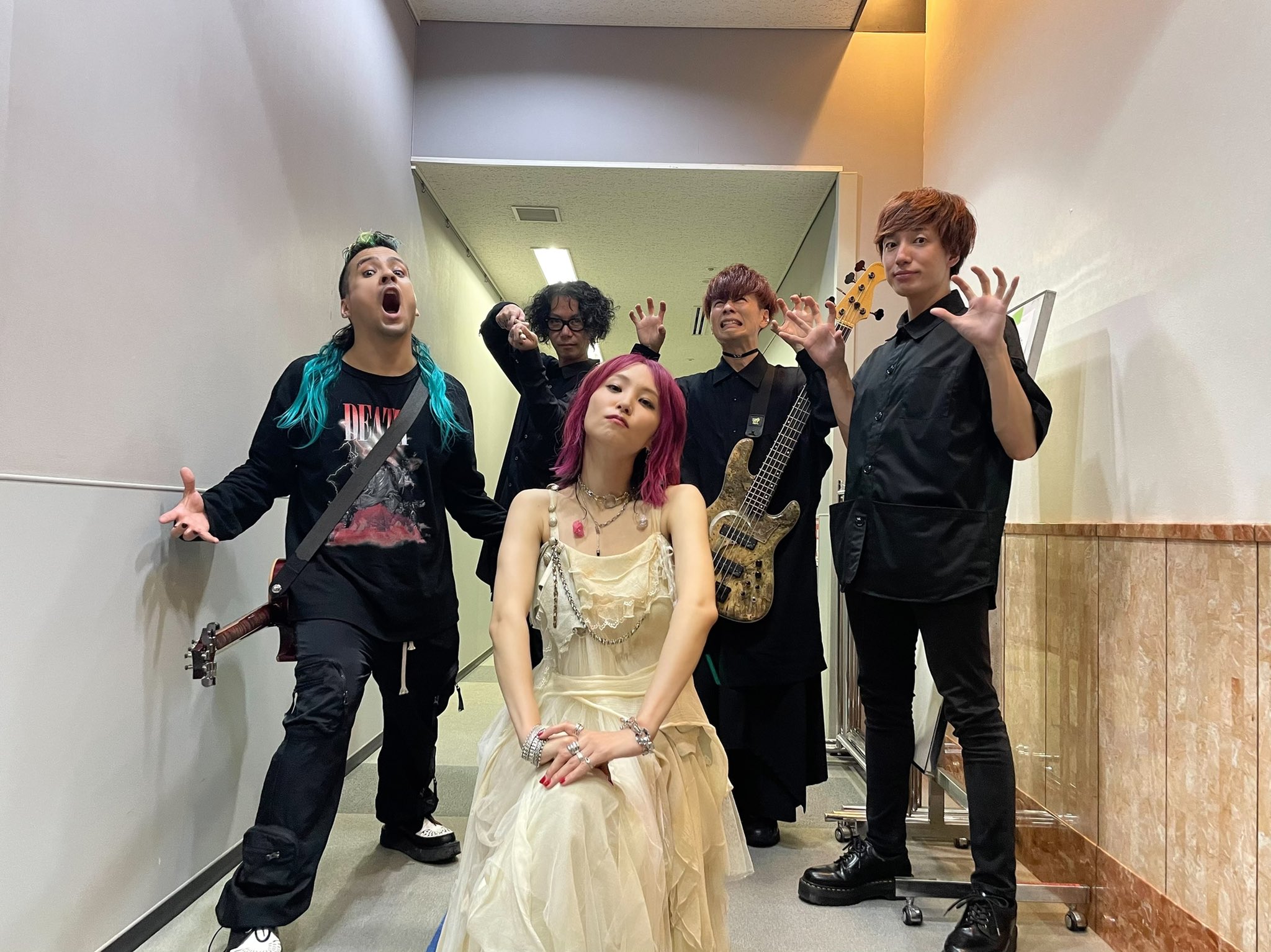 Lisa Cdtvライブライブ 様にて Another Great Day 初歌唱 緊張したぁ テレビの前で受け取ってくれた皆様ありがとうございましたっ ということで10周年記念ミニアルバム Ladybug いよいよ明後日5 19発売ですっ もうすっかり10年後 Lisa Cdtvライブライブ 様にて Another Great Day 初歌唱 緊張したぁ テレビの前で受け取ってくれた皆様ありがとうございましたっ ということで10周年記念ミニアルバム Ladybug いよいよ明後日5 19発売ですっ もうすっかり10年後