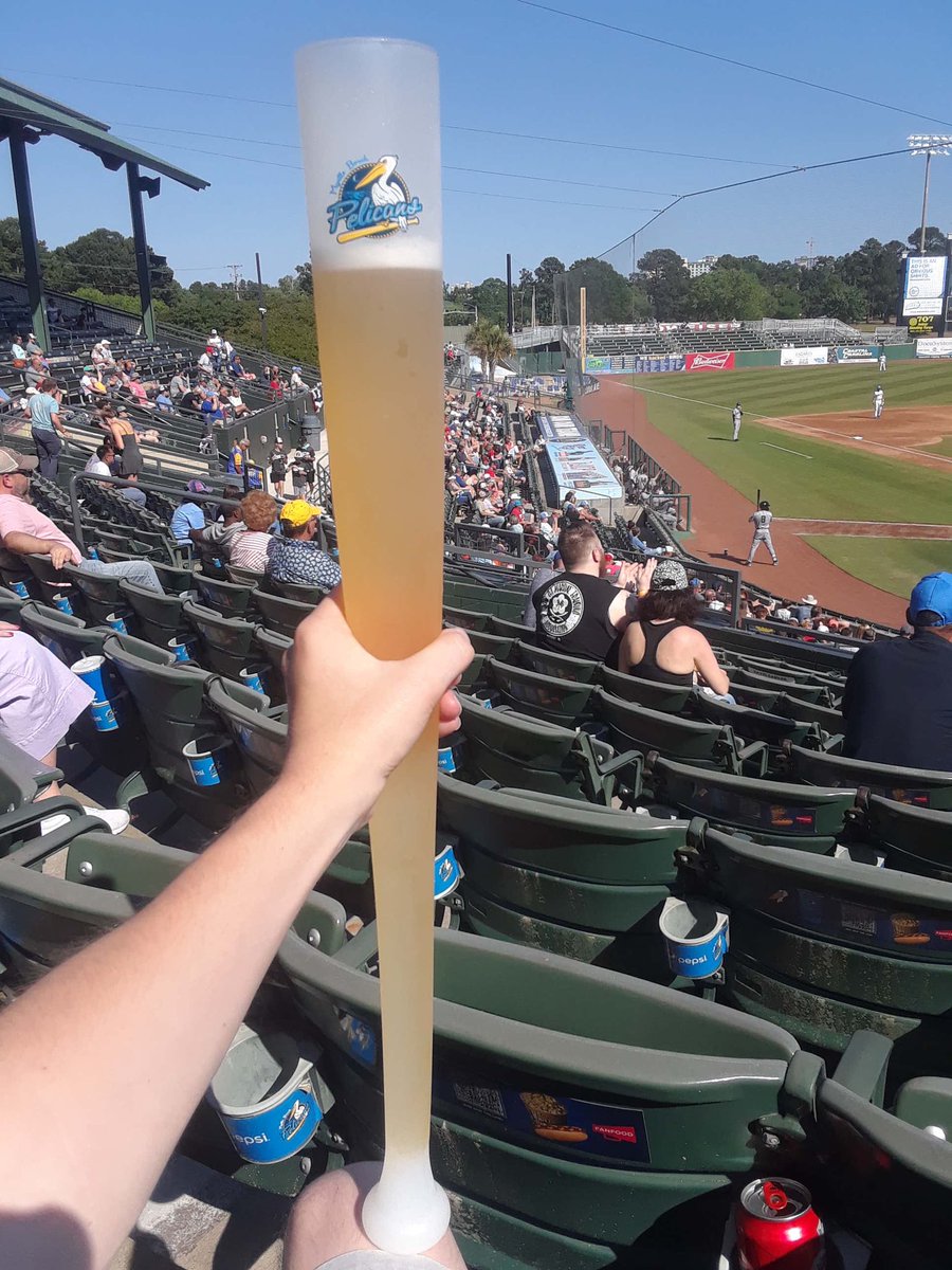 The beer bat is the greatest invention of our time <a href="/starting9/">Starting9</a> (via <a href="/bryan_kurp/">Bryan Kurp</a>)