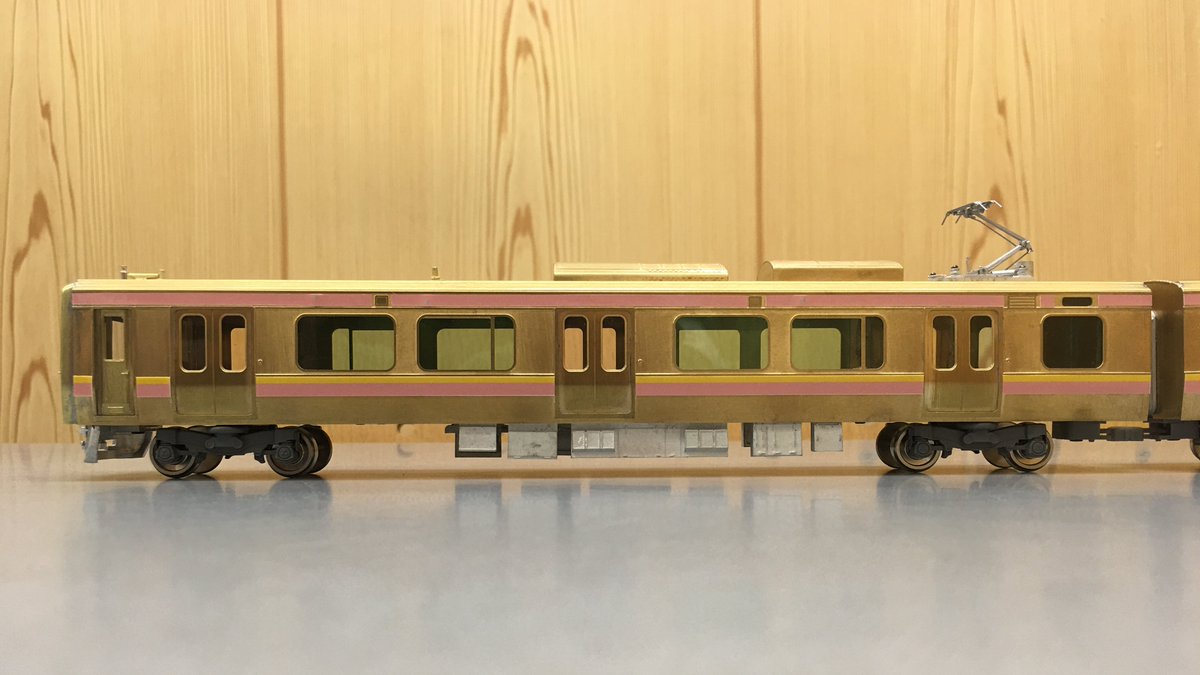 新製品情報】E129系 A編成 タイプキット 製品サンプルに車体帯の