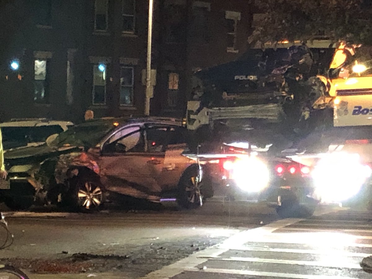 Kelly Sullivan on Twitter "This was the other car involved in the