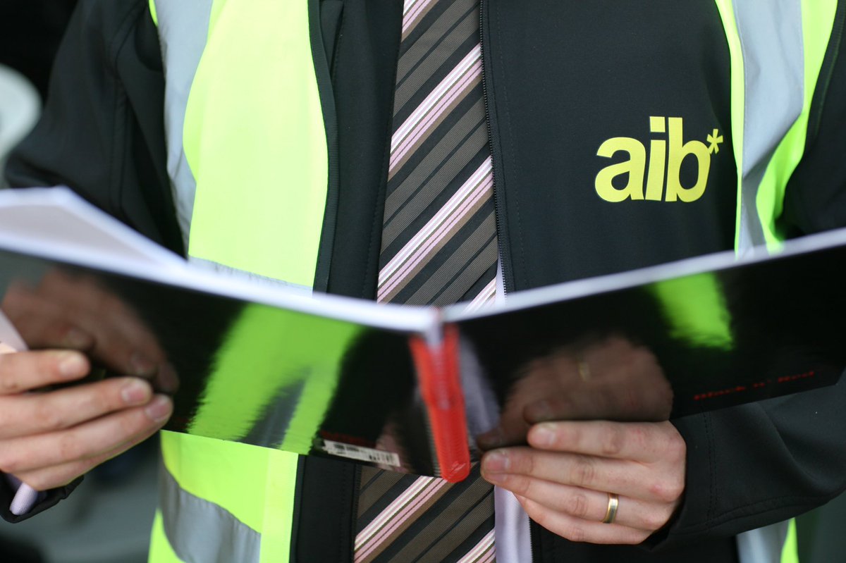 aib_asbestos's tweet photo. If you suspect your home of having materials that contain asbestos, a professional inspection would be advised for accurate identification.
#Asbestos is often found in walls, ceilings, roofing, corrugated sheets, fireplaces, pipe insulation to name a few. https://t.co/wsCXeMEJhN https://t.co/gT60fJa02M