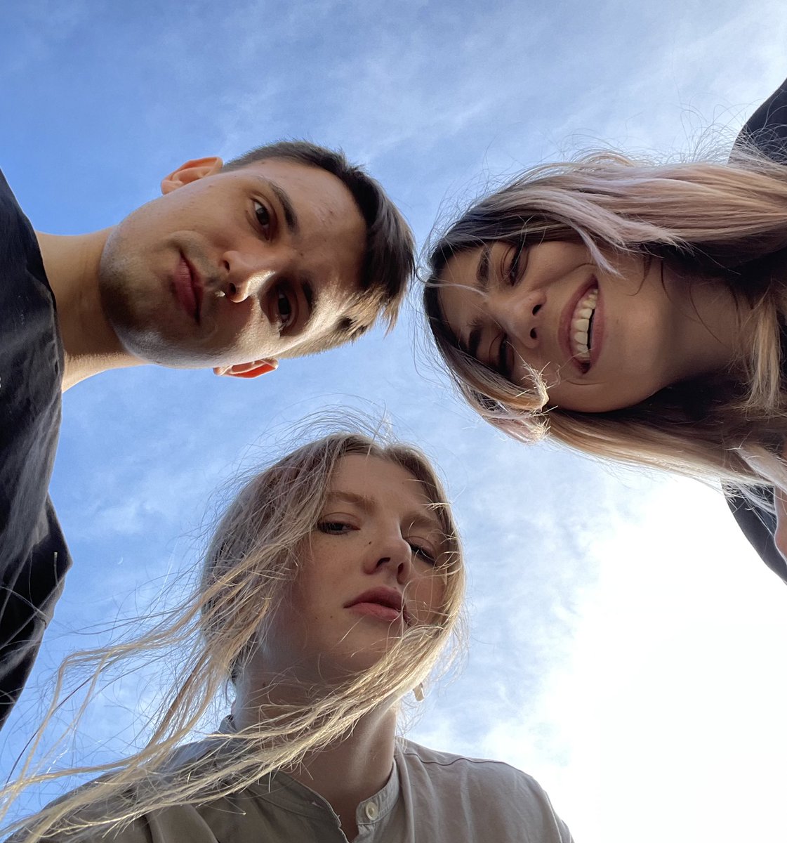 thischuma's tweet image. friends