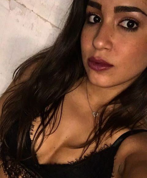 Ornella__47's tweet photo. Salut tout le monde j'espère que vous allez bien ! si vous avez besoin de mes services sachez que mes dm sont ouverts pleins de bisous 😘❤️ https://t.co/e5UjwTmmD7