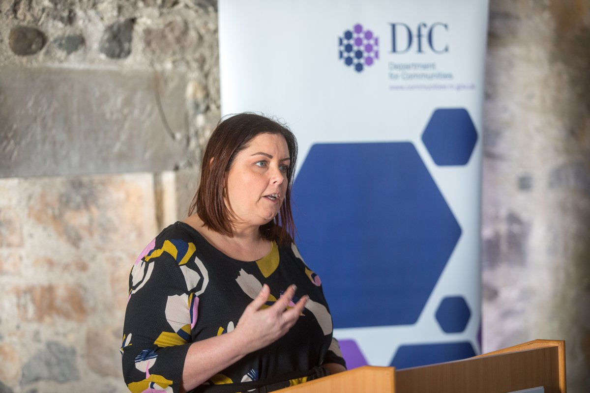 CommunitiesNI's tweet photo. A £200,000 fund aimed at supporting roof repairs to listed buildings is now open @CommunitiesNI Minister @DeirdreHargey has today announced https://t.co/XrzICweP74 https://t.co/UO4RhQdzTO