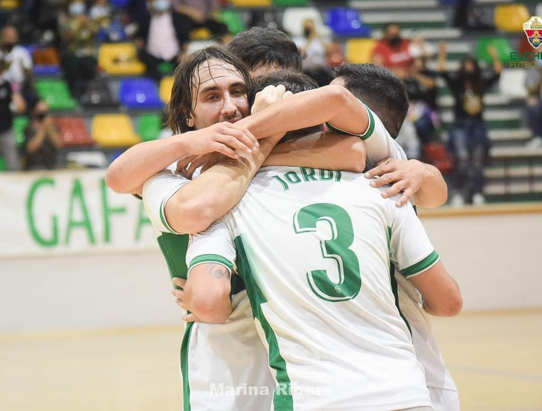 Es una semana muy importante para el fútbol sala ilicitano. Queremos mandar mucho ánimo y mucha fuerza al <a href="/ElcheCFsala/">Elche C.F. Sala Decokeden Pintores</a> y especialmente a <a href="/PabloConejero/">Pablo Conejero</a> para el partido del sábado en el que se juegan la permanencia en segunda división.
#AQUÍNADIESERINDE💚💪