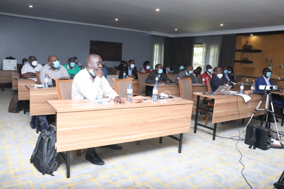 KENIAupdates's tweet photo. Over 35 delegates from Institutions across the country undergoing a Technology Transfer and Commercialization training organized by @KENIAupdates. This is aimed at strengthening the institutional capacity on innovation. #EnhancingInnovation #KeNIAInnovationAcademy https://t.co/vzOj7htFli