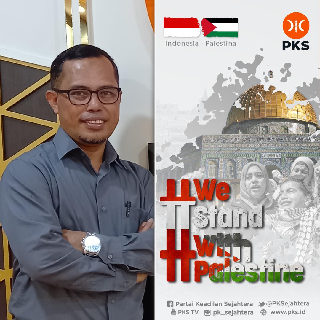 #WeStandWithPalestine