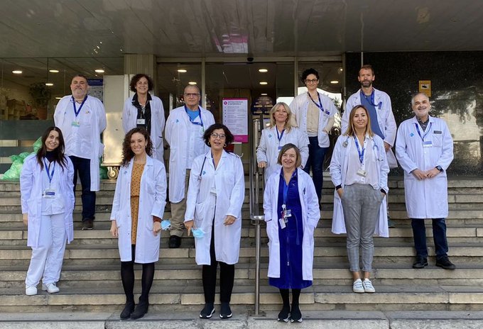 Dia Mundial #HAEDay 
Desde la Unidad de Angioedema Hereditario del <a href="/vallhebron/">Vall d'Hebron</a> #alergiaVH  #inmunologiaVH trabajamos cada día para #hacervisibleloinvible y conseguir que el #aeh deje de ser #impredecible 
<a href="/mar_guilarte/">Mar Guilarte</a> <a href="/annasalacunill/">Anna Sala MD, PhD</a> <a href="/vickycardona/">𝒗𝒊𝒄𝒕𝒐𝒓𝒊𝒂</a> <a href="/Pgalvan_blasco/">Paula Galván Blasco #Realitycheck</a>  <a href="/scaic_cat/">SCAIC</a>