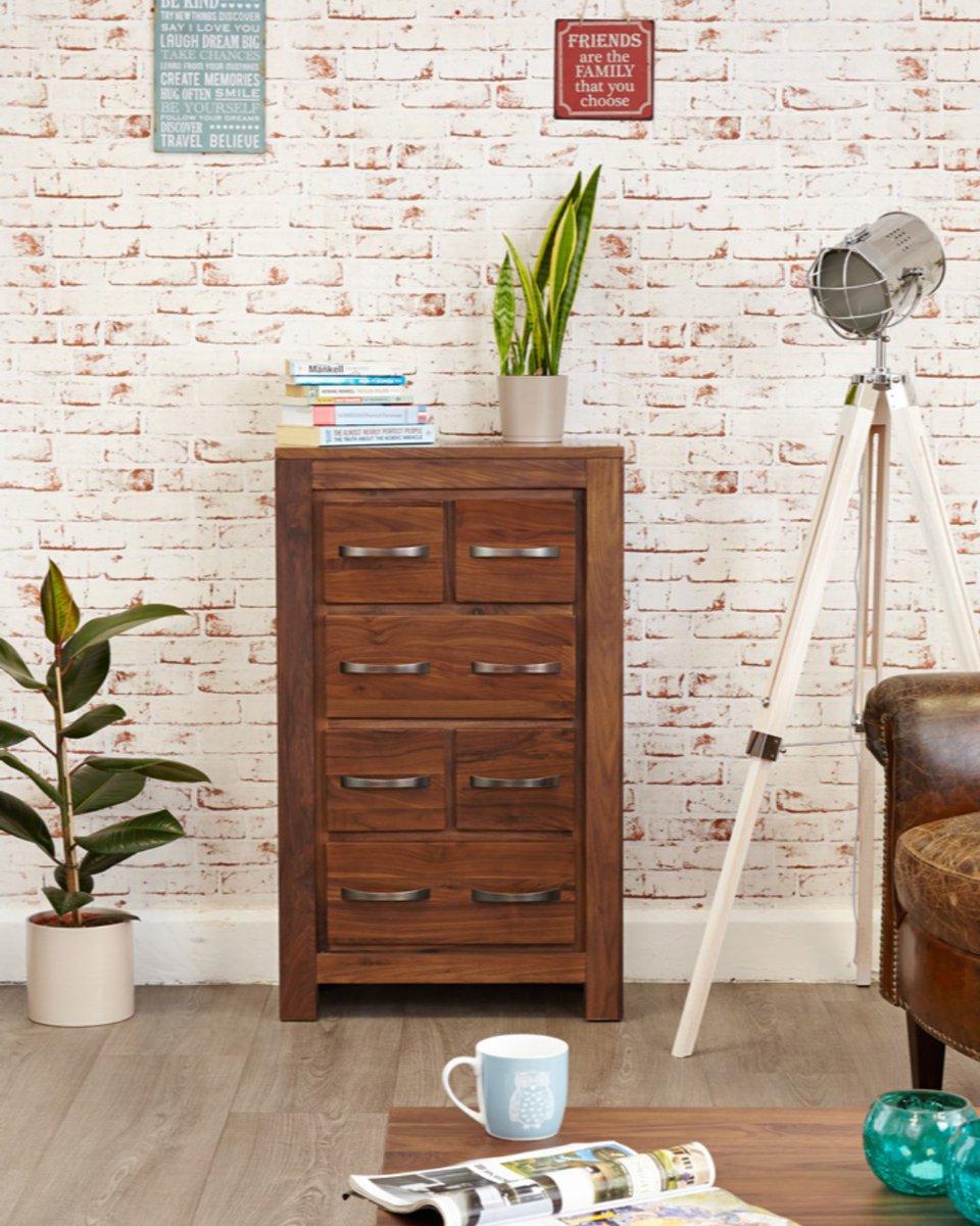 wood_furniture's tweet image. The stylish Mayan DVD / CD storage chest is the perfect solution for organising for your media collection - with 2 full size drawers and 4 smaller ones which can store up to 220 CDs or 100 DVDs #woodenfurniture #dvdstorage #cdstorage wooden-furniture-store.co.uk/mayan-dvd-cd-s…