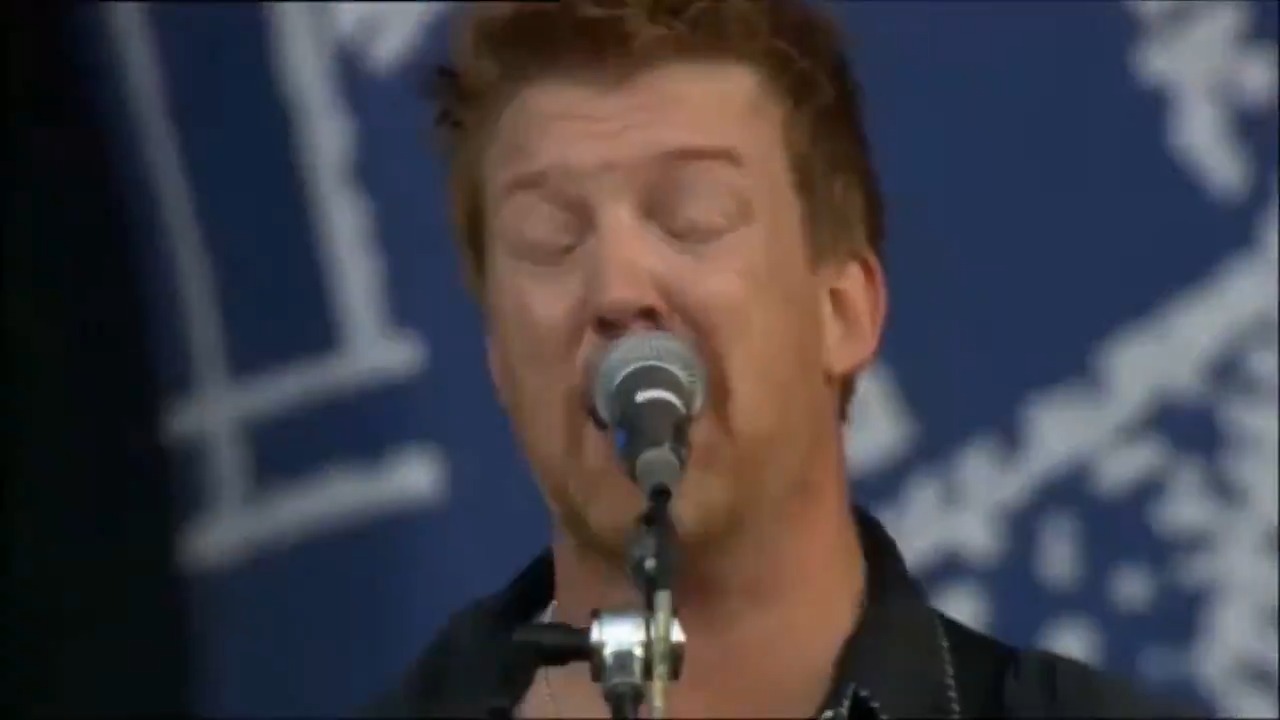 Happy birthday to legendary main man, Josh Homme! 