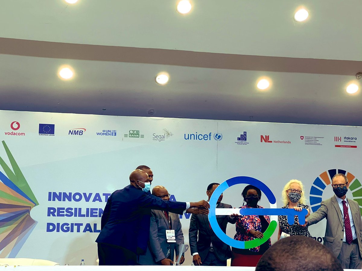 iEdwn's tweet image. Happy to see the official launch 🚀 of the #FUNGUO Innovation Programme to “unlocking innovation investment &amp;amp; impact”

With the goal to;
- Finance the gap for impact ventures
- Innovator capacity 
- Enabling environment 

Congratulations to @HDIFtz @undptz @costechTANZANIA #MoEST