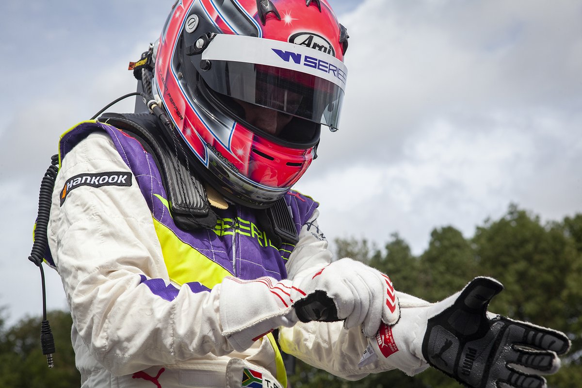 It has now been officially confirmed that <a href="/TJP31/">Tasmin Pepper</a> couldn't make it to the UK for the upcoming #WSeries test.
All our support goes to the South African racer, as we hope that she can sort out the travel restrictions nightmare.

📸<a href="/BehindHelmet/">Racers - Behind the Helmet</a>