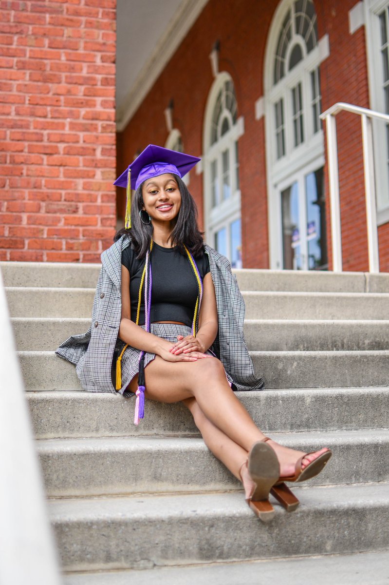 I did it 💜💛 
<a href="/EastCarolina/">ECU</a> #ecu21