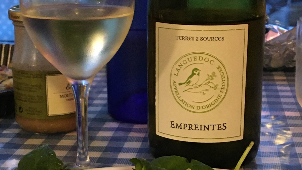 LouiseHurren's tweet photo. Excited to have this delicious wine on my table, and these talented people from @Terre2Sources in the @OutsidersLR group. Ultra-enthusiastic TN on https://t.co/CX1qvD4XXZ by Tamlyn Currin in her #Languedoc whites review:  https://t.co/fJRrzmzV9T #wine #Roussanne #Viognier https://t.co/b2iNWl47y3