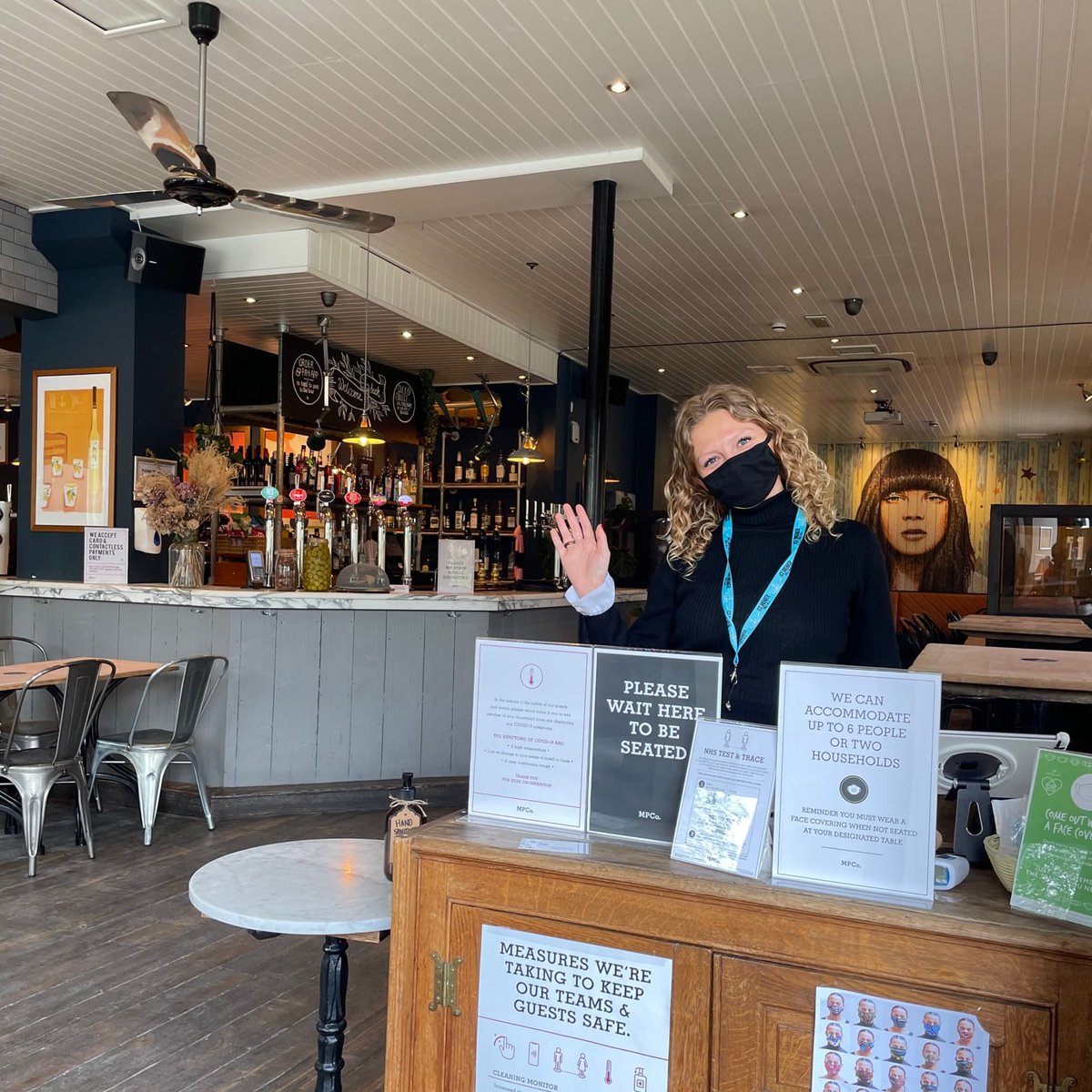 theactresspub's tweet image. WE ARE OPEN // come say hi :) #se22 #eastdulwich #finallyopen #letssitinside