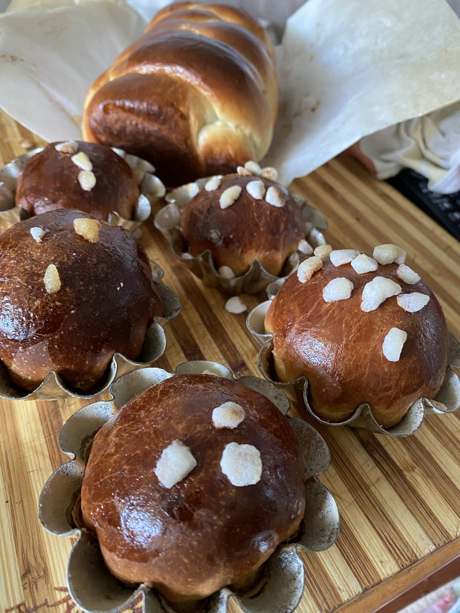 lemadfab's tweet photo. Week end  #rivenade I tried a classic brioche recipe from a French baker. So it took over two days with specific proofing time and temperature. Baking is definitely an art form. A really tough one. https://t.co/0vHRfgU1oB