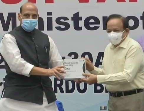 Himanta Biswa Sarma (@himantabiswa) on Twitter photo Proud of our team of scientists and doctors at <a href="/DRDO_India/">DRDO</a>, we now have an anti-COVID-19 drug.
The first batch of the drug named 2DG (2-dexoy-D-Glucose) was released today by Raksha Mantri Sri <a href="/rajnathsingh/">Rajnath Singh</a> & Swasthya Mantri Sri <a href="/drharshvardhan/">Dr Harsh Vardhan</a>.
Congratulations. Proud of our team of scientists and doctors at <a href="/DRDO_India/">DRDO</a>, we now have an anti-COVID-19 drug.
The first batch of the drug named 2DG (2-dexoy-D-Glucose) was released today by Raksha Mantri Sri <a href="/rajnathsingh/">Rajnath Singh</a> & Swasthya Mantri Sri <a href="/drharshvardhan/">Dr Harsh Vardhan</a>.
Congratulations.