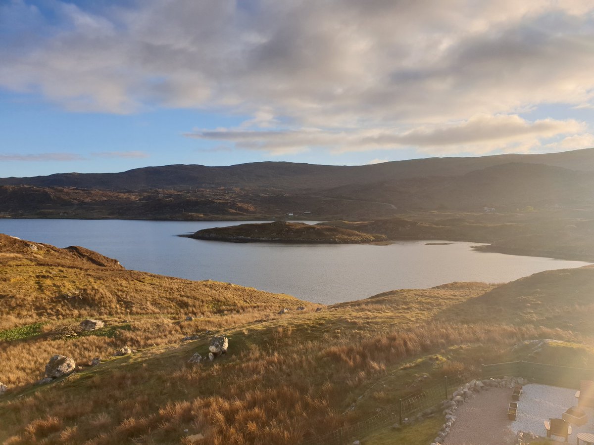 hodges_mathew's tweet photo. No campsite in Tarbert, had to make do with @Ceol_na_Mara - fabulous https://t.co/O7UF3rs9Vw