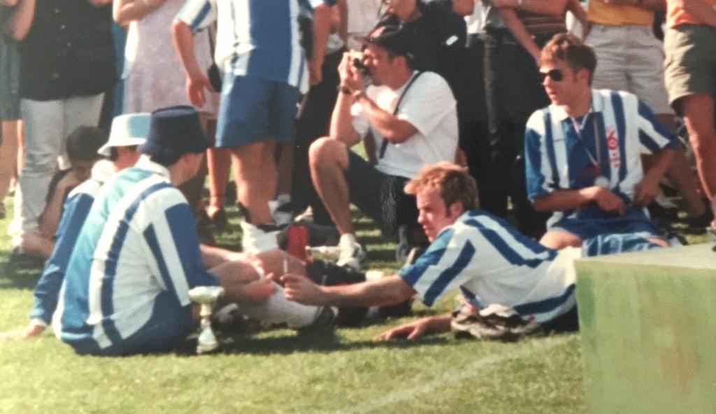 PAST_DAMON's tweet photo. 980517 (17th March, 1998)
Damon at Soccer Six charity football tournament at Mile End Stadium in London, UK

#damonalbarn #데이먼알반 https://t.co/NSjJowLV7r
