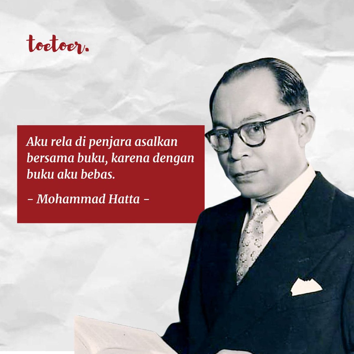 toetoercom's tweet photo. Selamat Hari Buku Nasional, Sobat Toetoer.

Seberapa pentingnya membaca buku bagimu? Kalau membaca kuot dari Bung Hatta, waw! Keren banget karena dalam keadaan terhimpit pun, buku tetap menjadi hiburan terbaik. 

#HariBukuNasional #BookDay #mohhatta #bunghatta #quoteshariini https://t.co/Ua5QF8xc3R