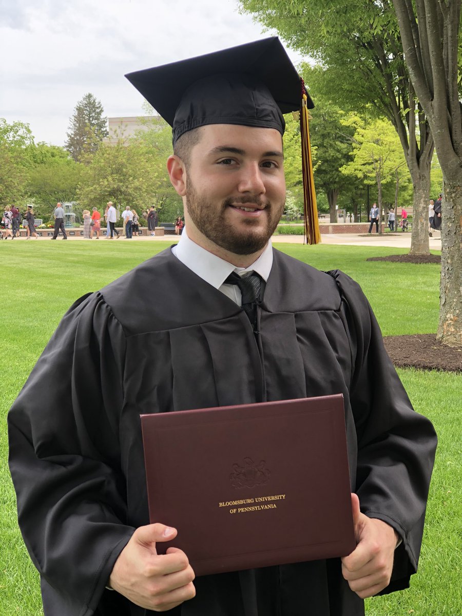 ShowersPam's tweet photo. #BloomsburgUniversity2021 https://t.co/5nDNrfZ3ky