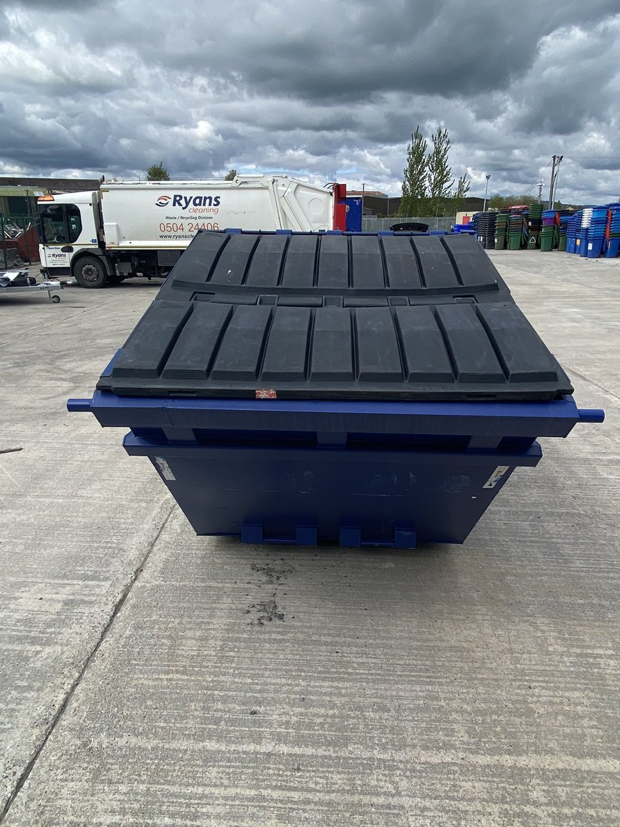 RyansCleaning's tweet photo. ♻️ SKIP HIRE ♻️

We have enclosed skips for those needing a fixed skip on site, ideal for the ever changing Irish weather 🌧 

Full range ⬇️

⏺ 6 Cubic Yard
⏺ 8 Cubic Yard
⏺ 14 Cubic Yard
⏺ 20 ROR0
⏺ 35 RORO

Contact us today ⬇️

☎️ 0504-24406
📧 info@ryanscleaning.ie

#rcwr https://t.co/PypHmm0ud8
